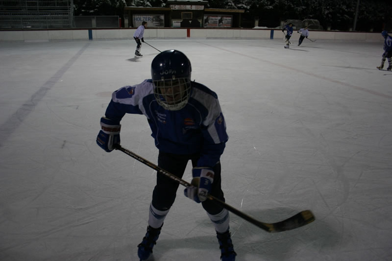 gal/Eishockeyspiel in Toblach/2008-02-02 SVR Eishockey 078.jpg